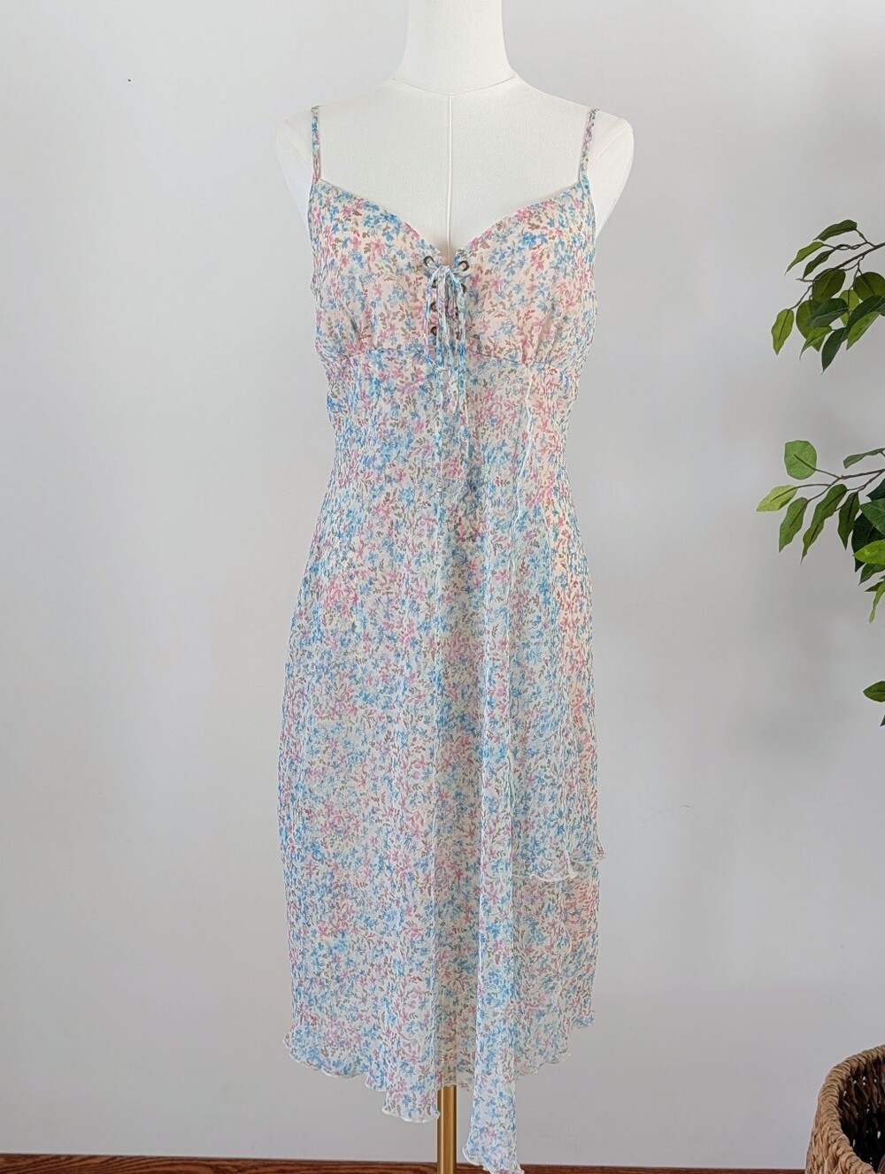 Vintage Hot Kiss Floral Lace-Up Midi Dress - M